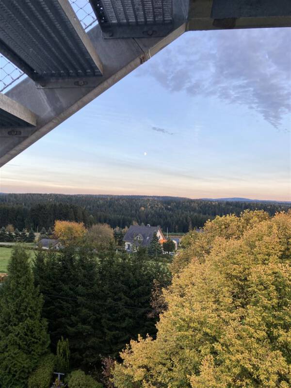 Aussichtsturm in Remtengrün im Vogtland mit Blick bis nach Asch im Böhmischen Vogtland